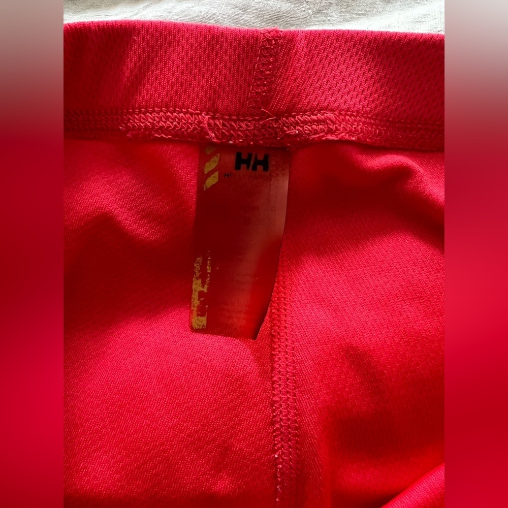 Helly Hansen Red Base Layer Set – Top & Pants | S/M - Picture 13 of 16